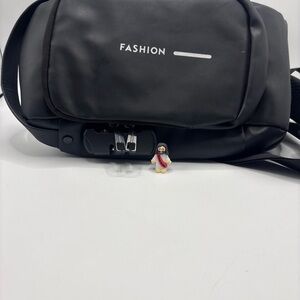 Anti-Theft Men's Sling Crossbody Bag Chest Shoulder Messenger Backpack USB Port